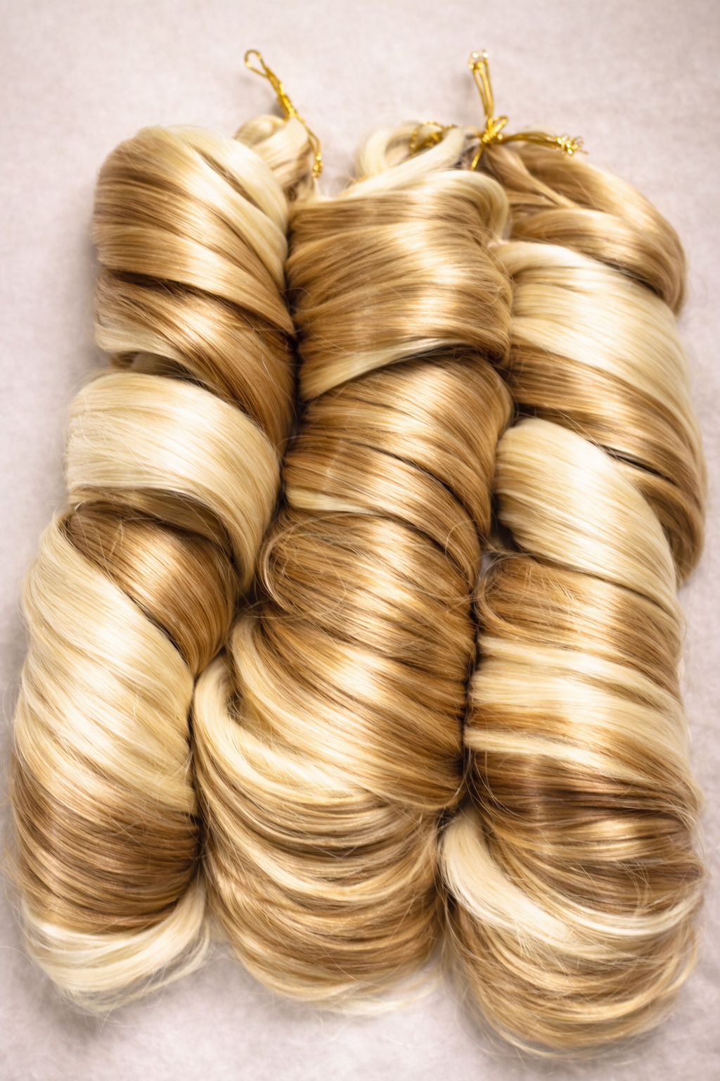 French Curls In Color 613/27