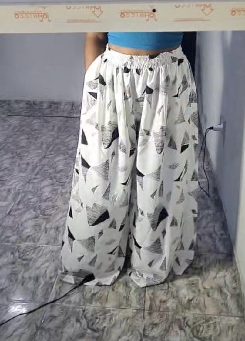 Printed wide-leg palazzo pants 